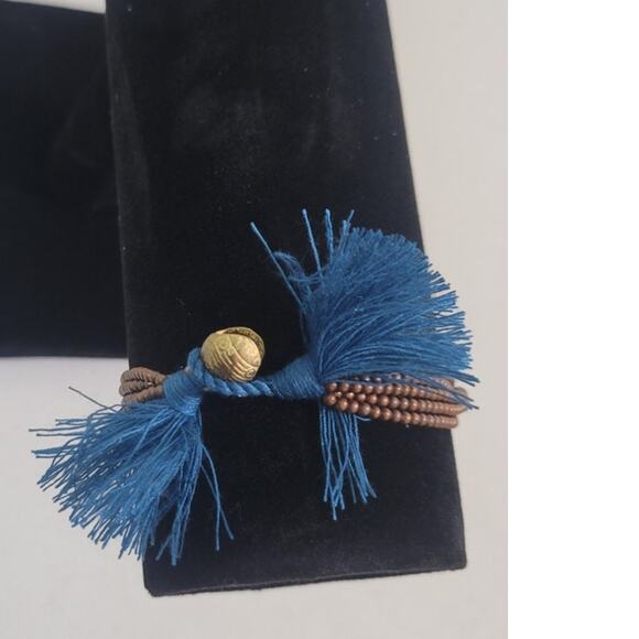 Serefina Anthropologie Beaded Tasseled Bracelet Brown/Turquoise Size Small NWOT - Picture 3 of 3